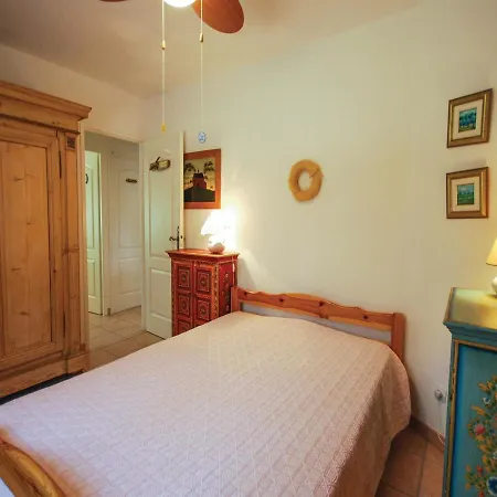 Casa de Férias Three-bedroom Holiday In Giens